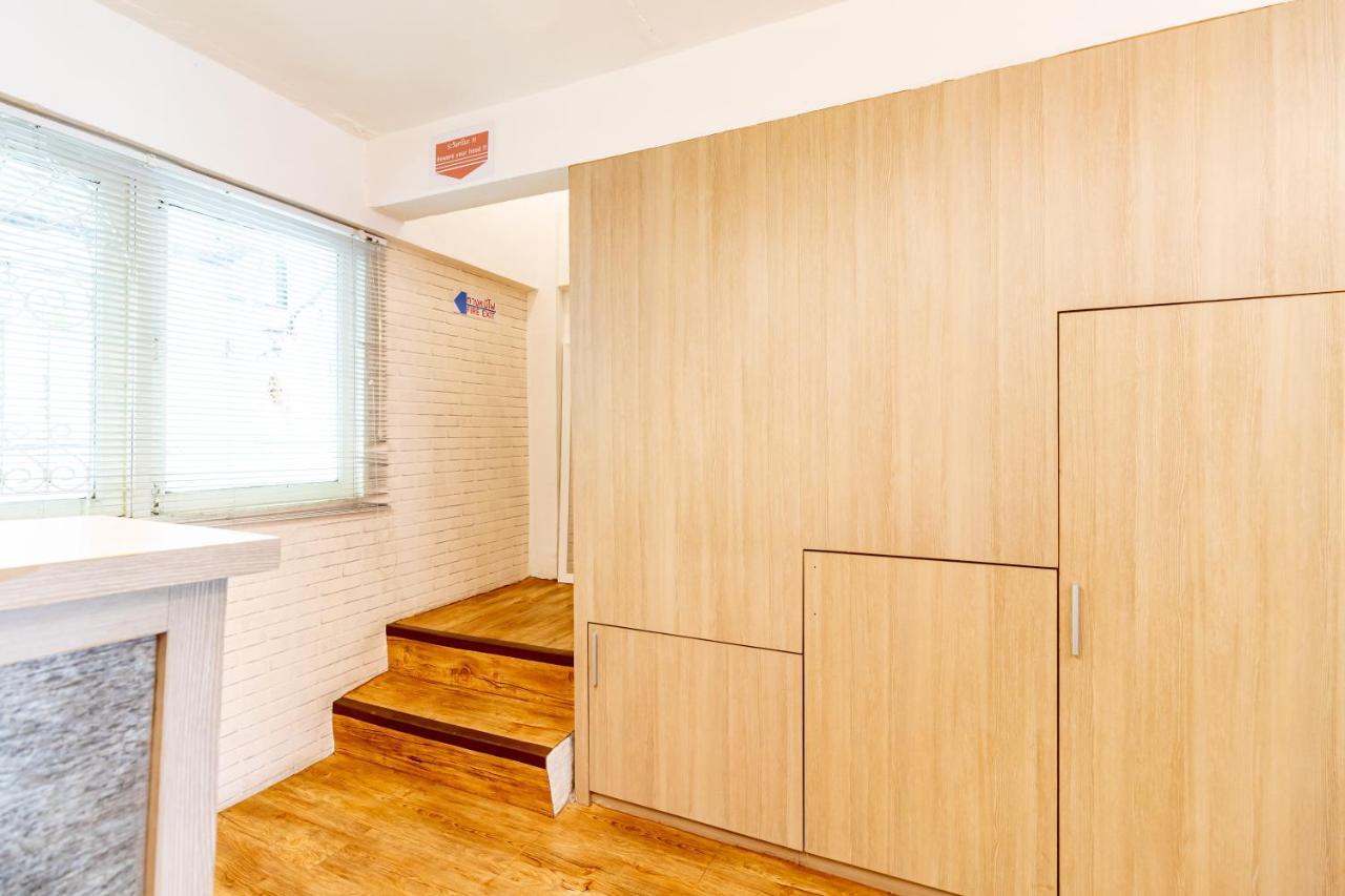 Ze Residence Bang Aor Station Bangkok Exterior photo
